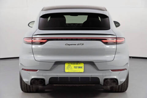 2022 Porsche Cayenne GTS Coupe