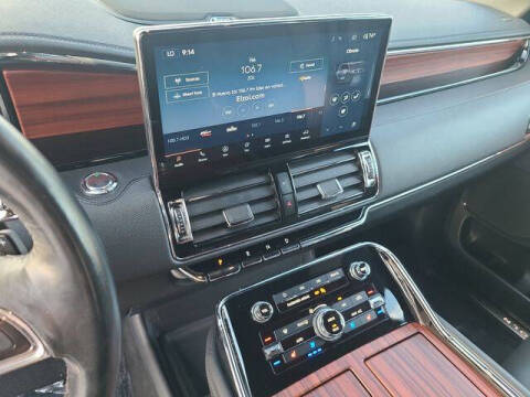 2024 Lincoln Navigator Premiere