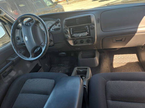 2004 Ford Explorer Sport Trac