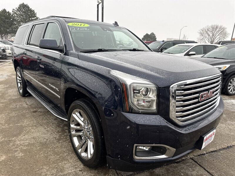 2017 GMC Yukon XL SLT
