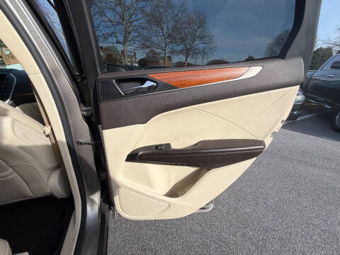 2016 Lincoln MKC Reserve