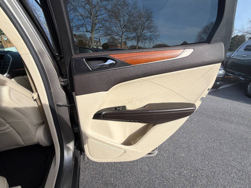 2016 Lincoln MKC Reserve