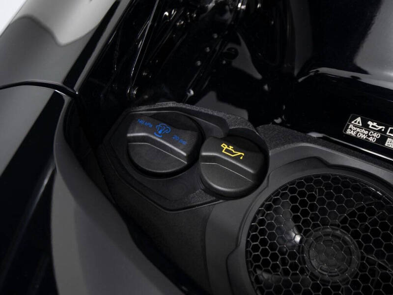 2024 Porsche 911 Carrera 4