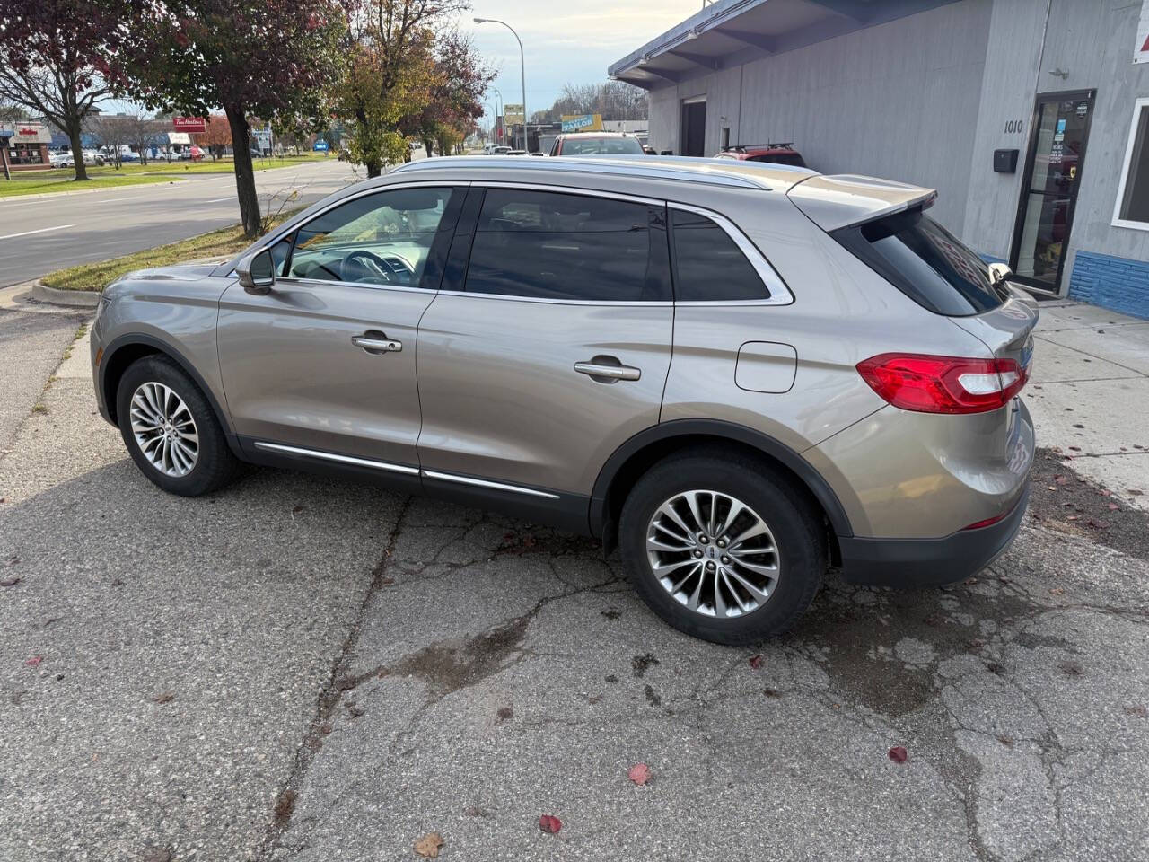 2018 Lincoln MKX for sale at ONE PRICE AUTO in Mount Clemens, MI