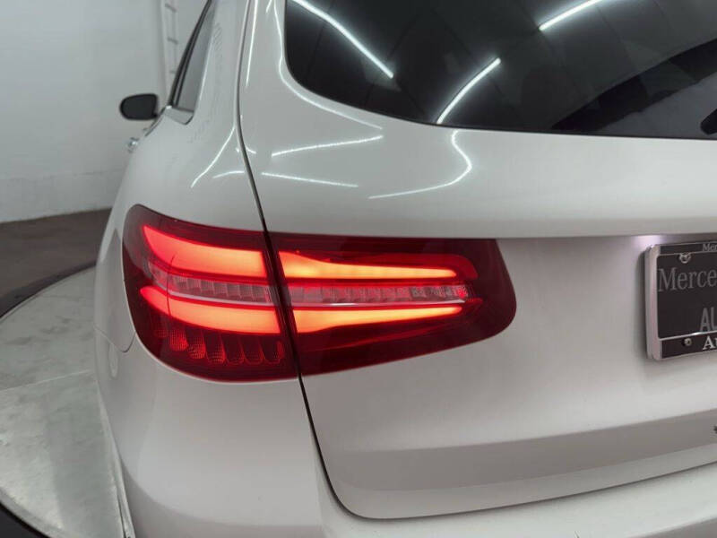 2017 Mercedes-Benz GLC GLC 300