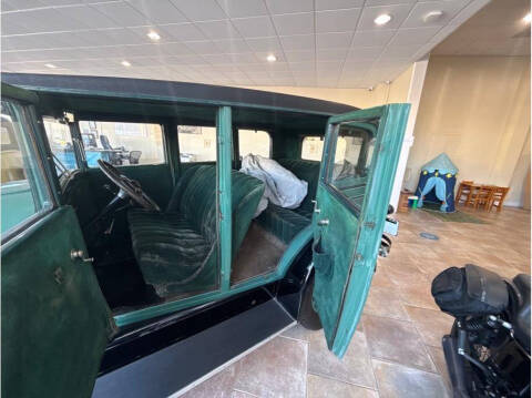 1928 Willys knight