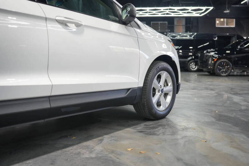 2018 Ford Edge SE