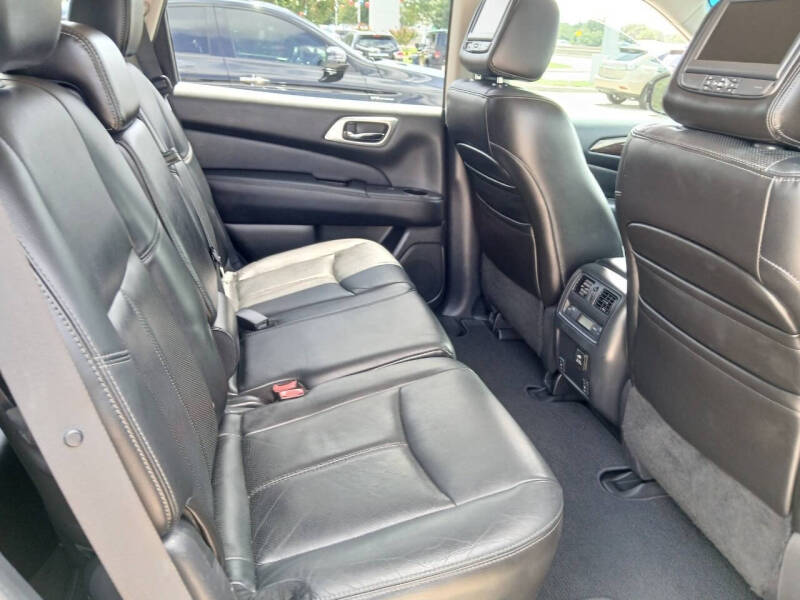 2013 Nissan Pathfinder Platinum