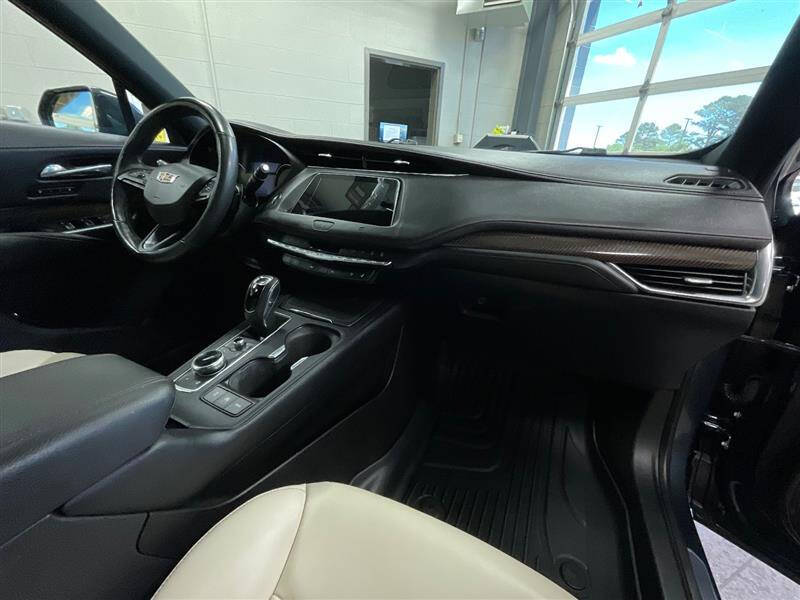 2019 Cadillac XT4 Sport