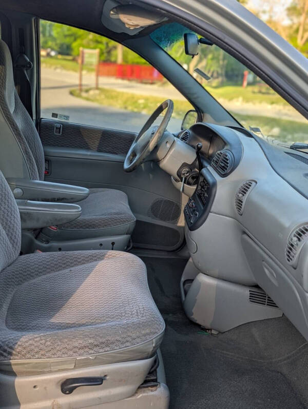 2000 Dodge Caravan