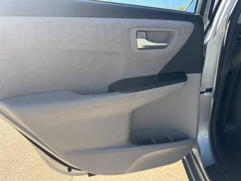 2016 Toyota Camry XLE