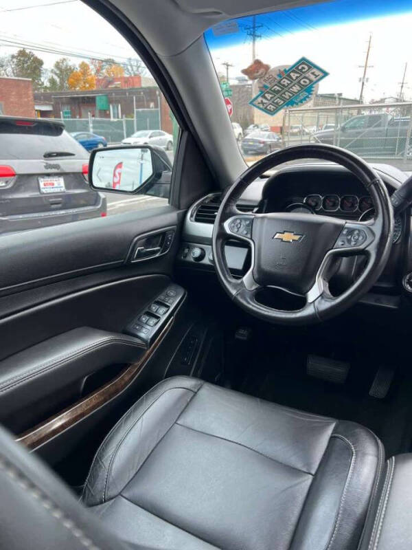 2018 Chevrolet Suburban LT