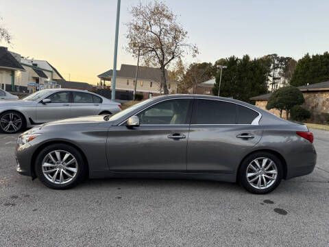 2015 Infiniti Q50 Premium