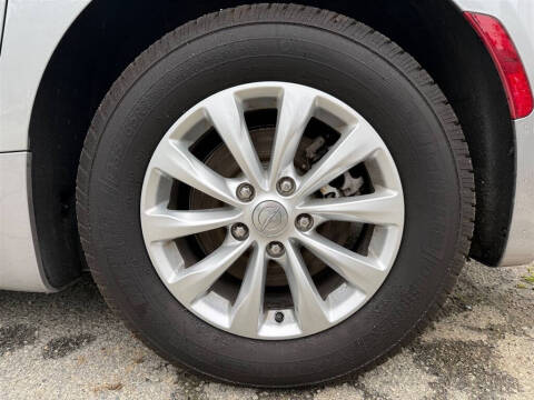 2018 Chrysler Pacifica Touring L