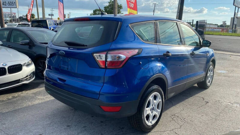 2017 Ford Escape S