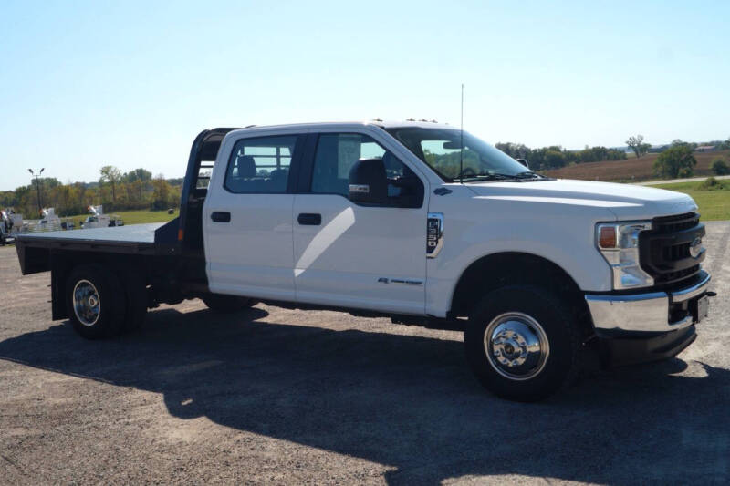 2022 Ford F-350 Super Duty Chassis Cab XL's photo