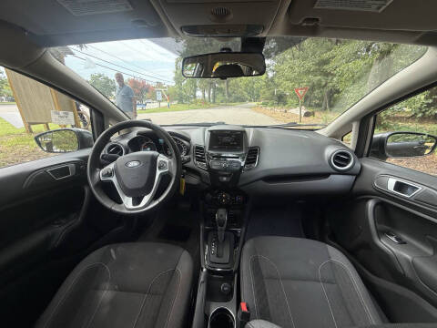 2014 Ford Fiesta SE