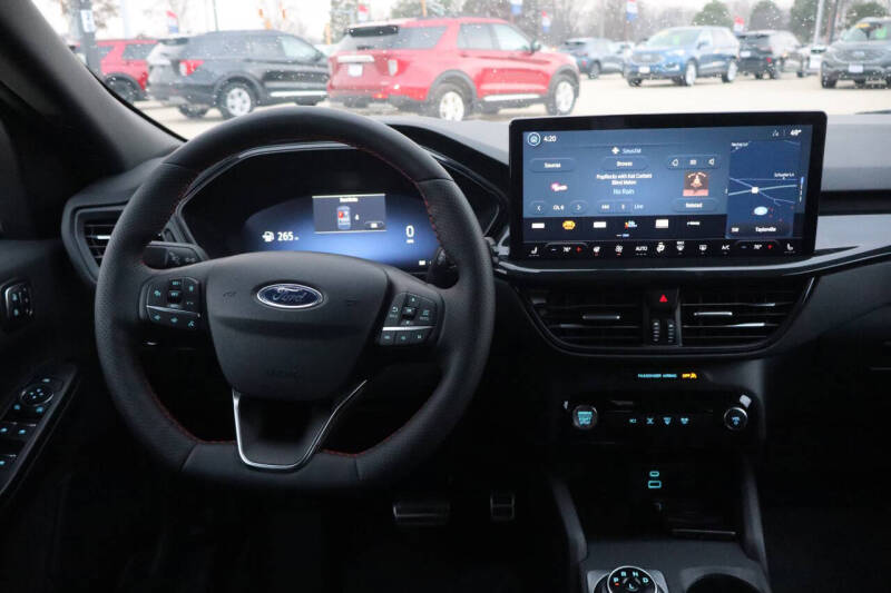 2023 Ford Escape Hybrid ST-Line Select