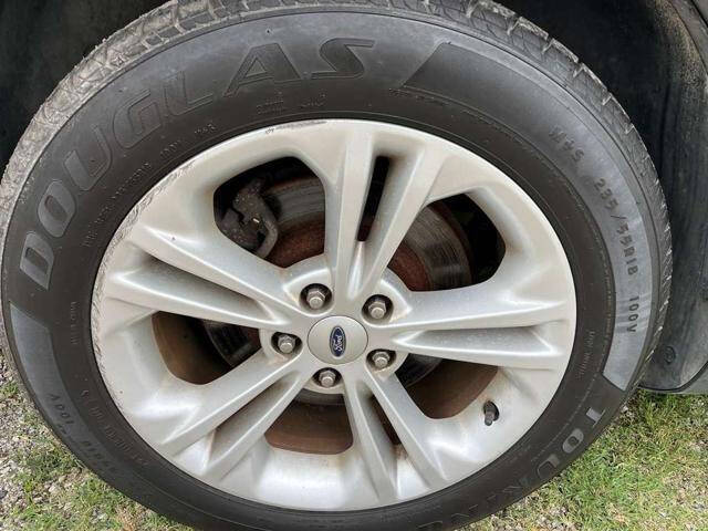 2016 Ford Taurus SE