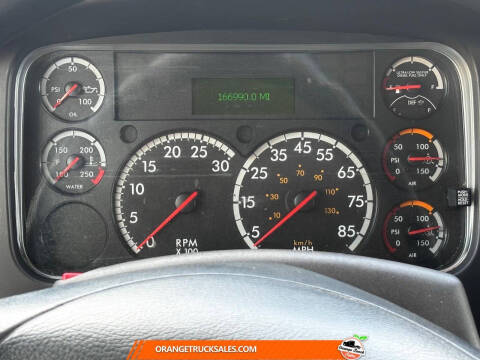 2020 Freightliner M2 106