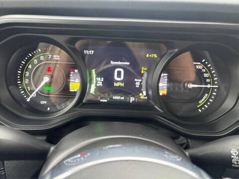 2025 Jeep Wrangler Sahara 4xe