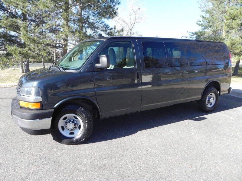 2017 Chevrolet Express LT 3500