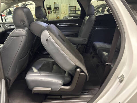 2021 Buick Enclave Essence