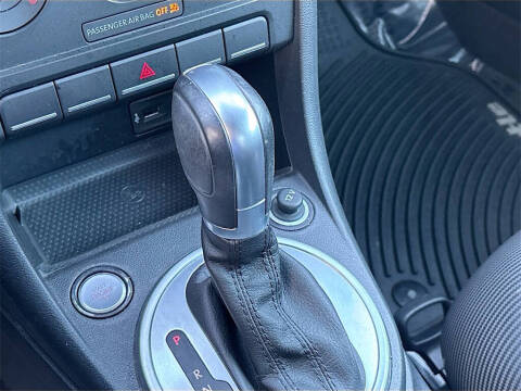 2018 Volkswagen Beetle 2.0T S