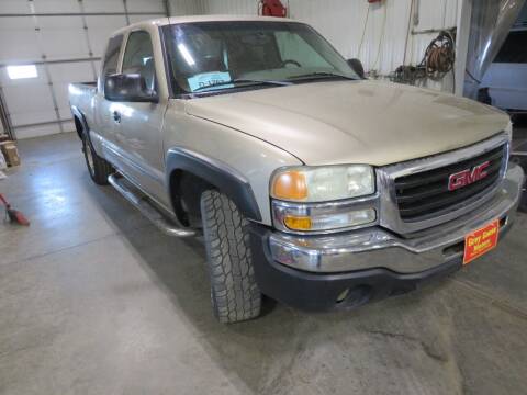 2004 GMC Sierra 1500 for sale at Grey Goose Motors in Pierre SD