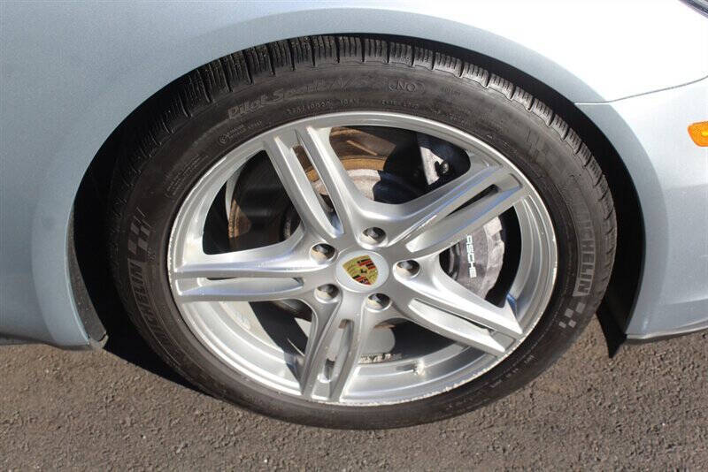 2018 Porsche Panamera 4 E-Hybrid