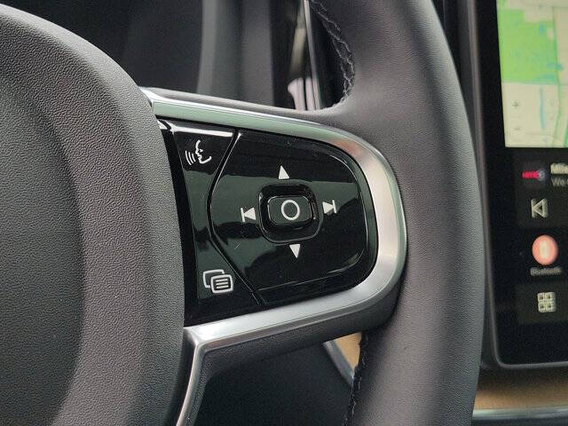2026 Volvo XC60 B5 Core
