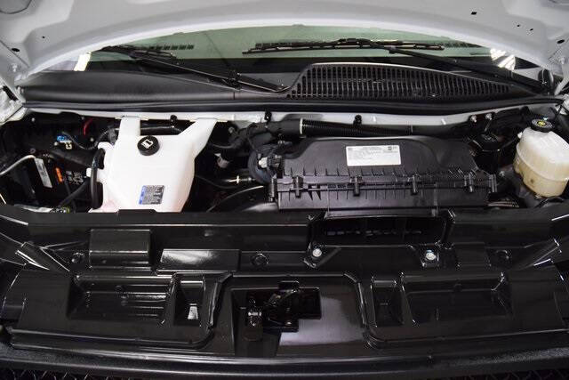 2024 Chevrolet Express 2500