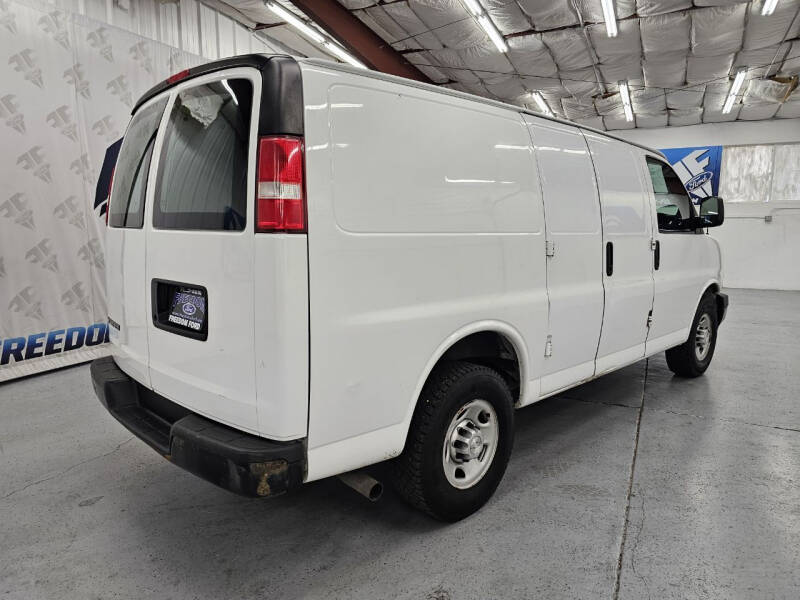 2017 Chevrolet Express 2500
