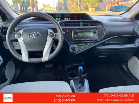 2014 Toyota Prius c