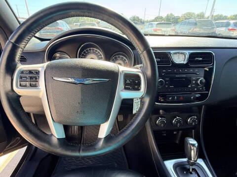 2014 Chrysler 200 Limited