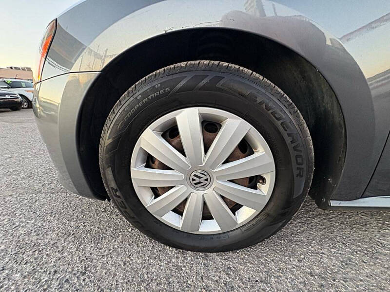 2012 Volkswagen Passat S PZEV