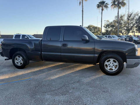 2004 Chevrolet Silverado 1500 LS