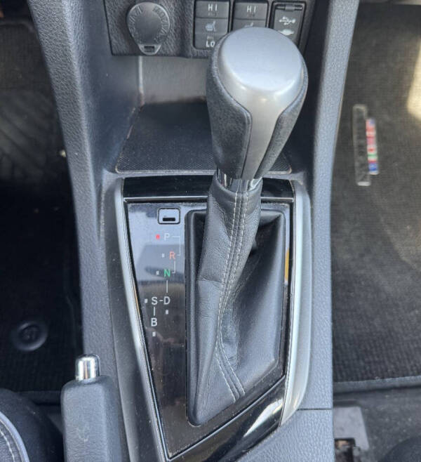 2016 Toyota Corolla LE Premium