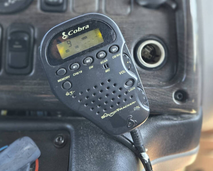 2007 Freightliner M2 106