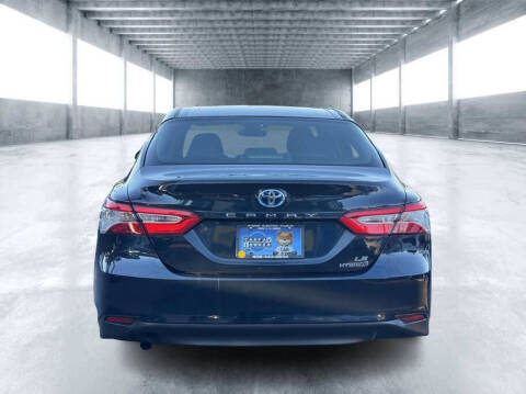 2018 Toyota Camry Hybrid LE