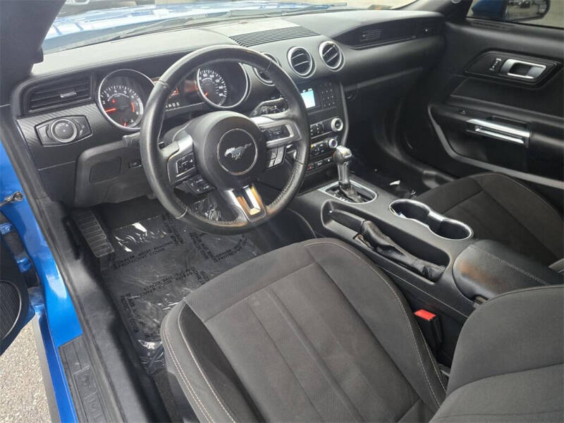 2020 Ford Mustang EcoBoost