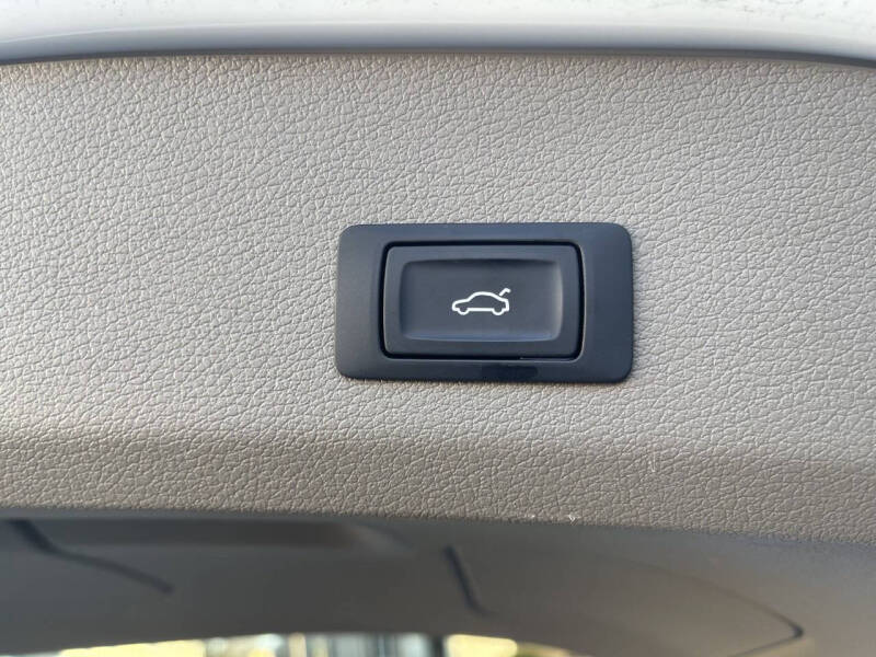 2015 Audi Q7 3.0T quattro S line Prestige