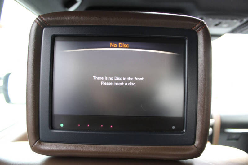 2019 Nissan Armada Platinum