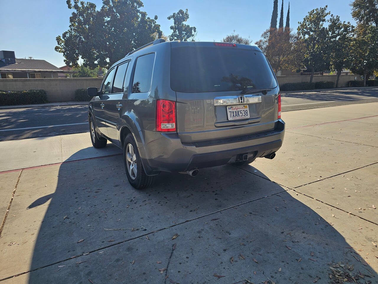 2011 Honda Pilot for sale at SPEED VALLEY MOTORS in Sanger, CA