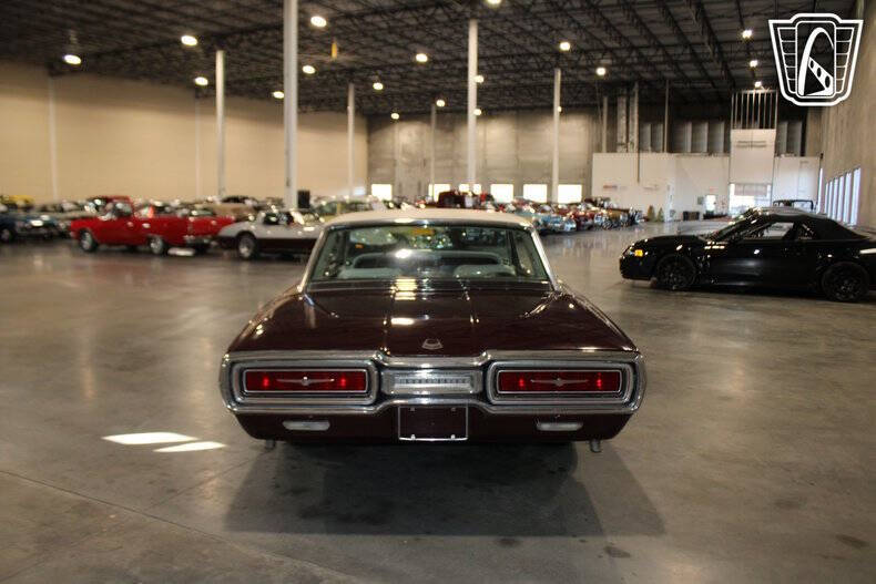 1964 Ford Thunderbird