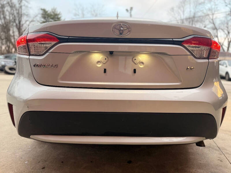 2022 Toyota Corolla LE