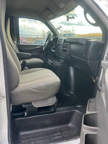 2012 Chevrolet Express 2500