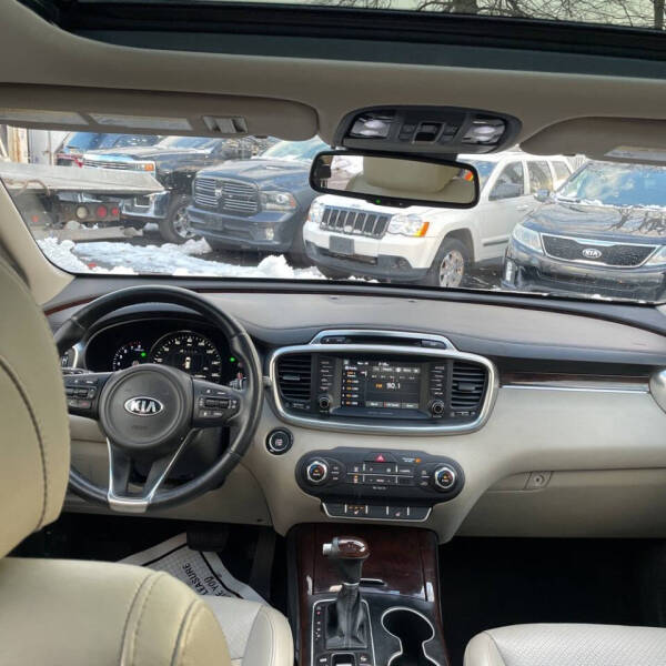 2017 Kia Sorento EX V6