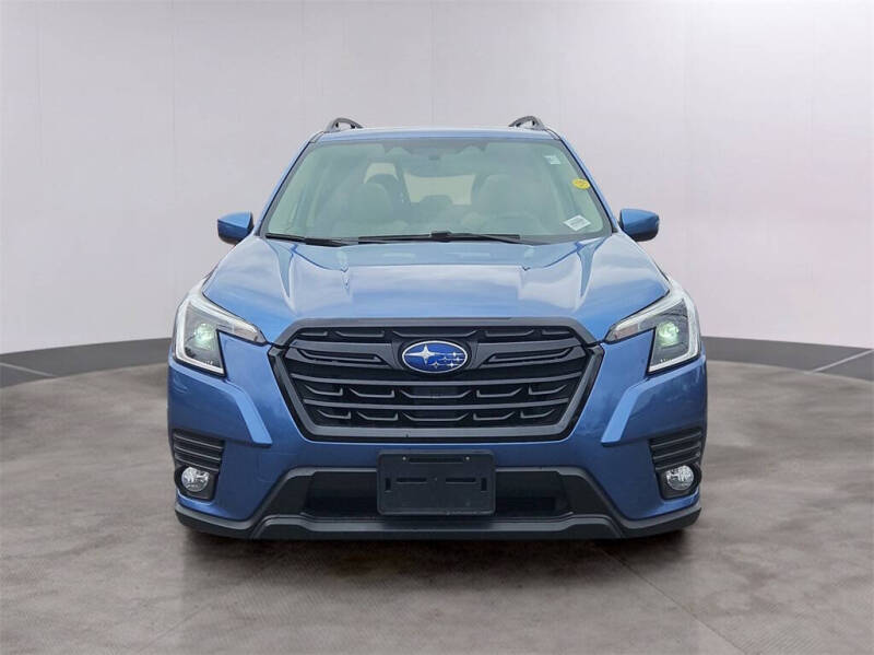 2022 Subaru Forester Premium