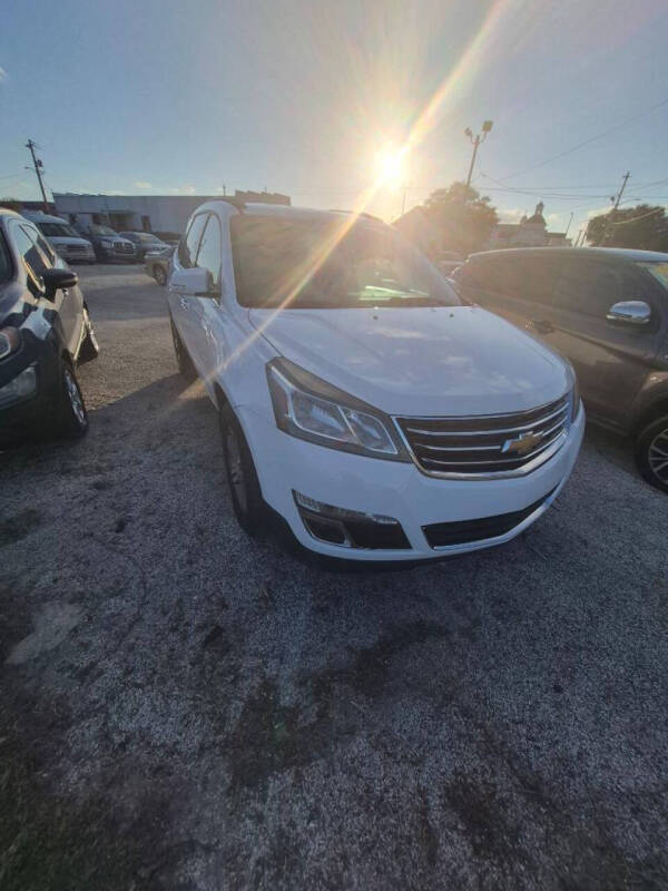 2017 Chevrolet Traverse LT
